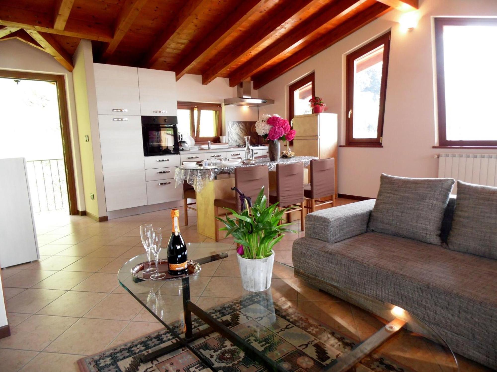 Villa In Pisogne With Pool Garden And Lake View Luaran gambar