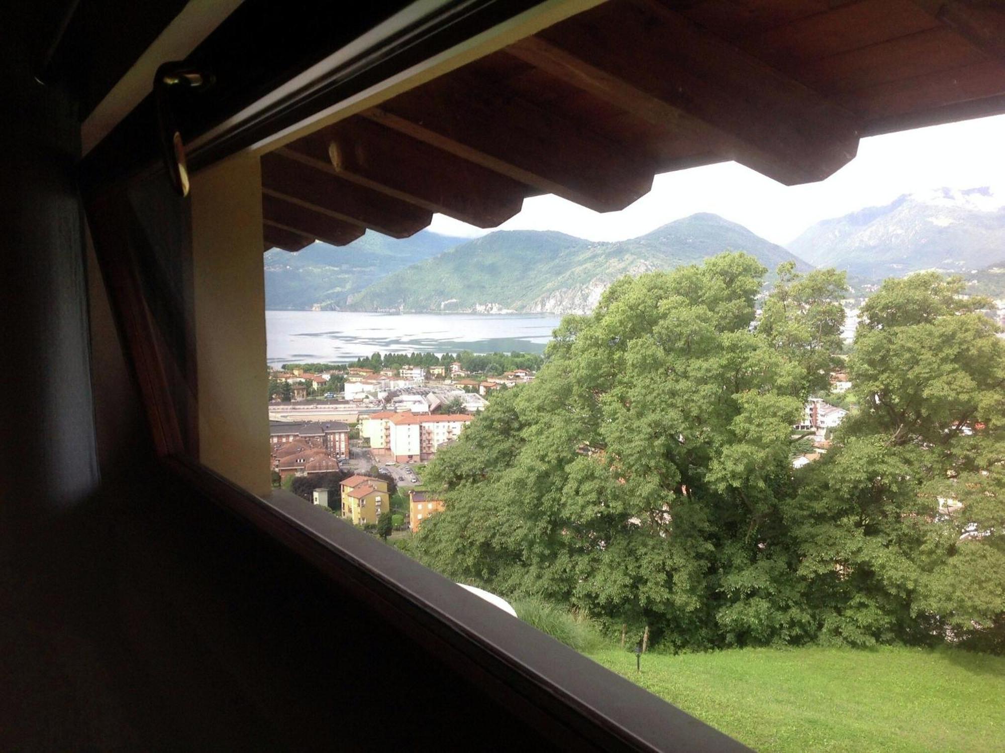 Villa In Pisogne With Pool Garden And Lake View Luaran gambar