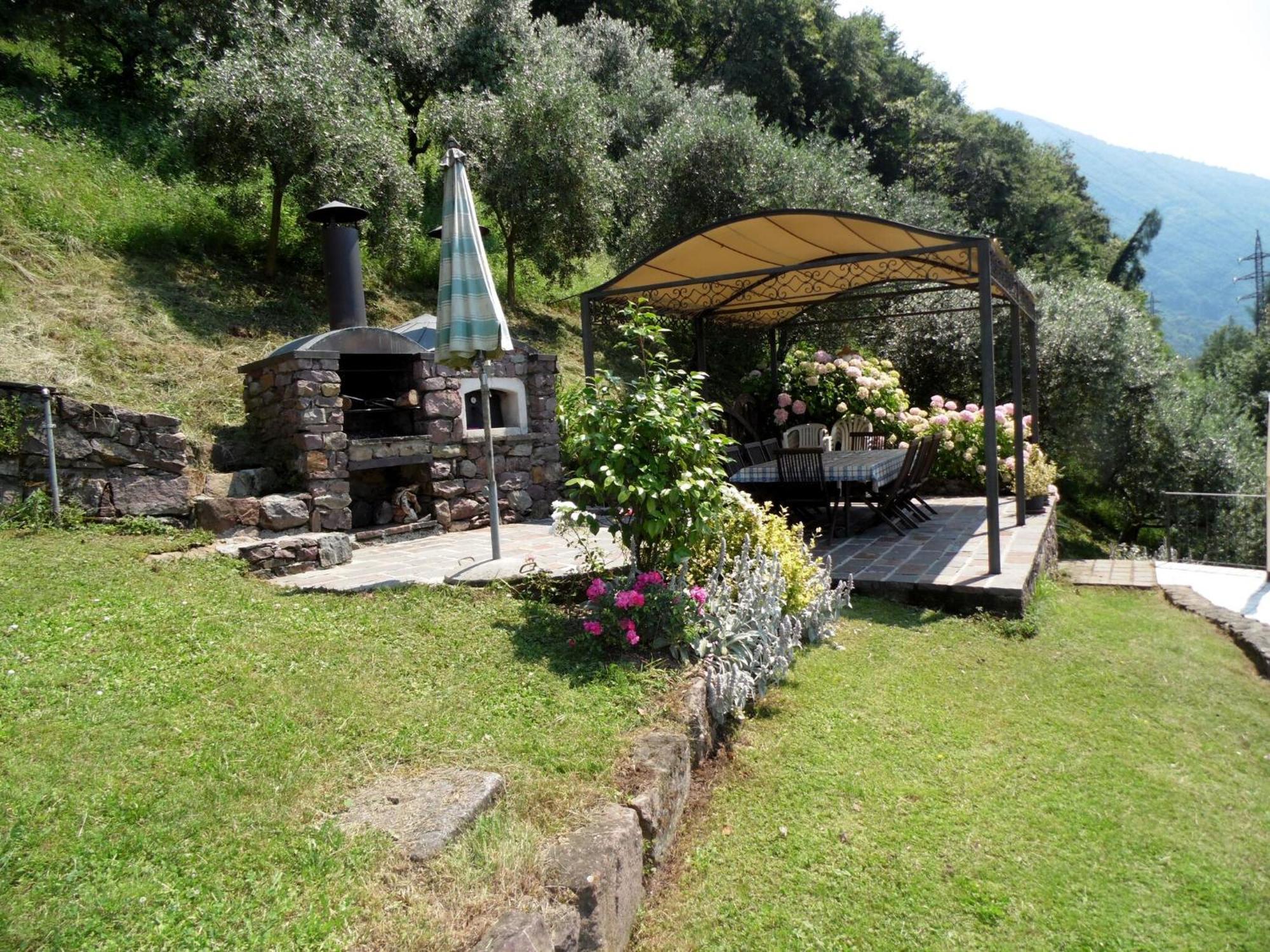 Villa In Pisogne With Pool Garden And Lake View Luaran gambar