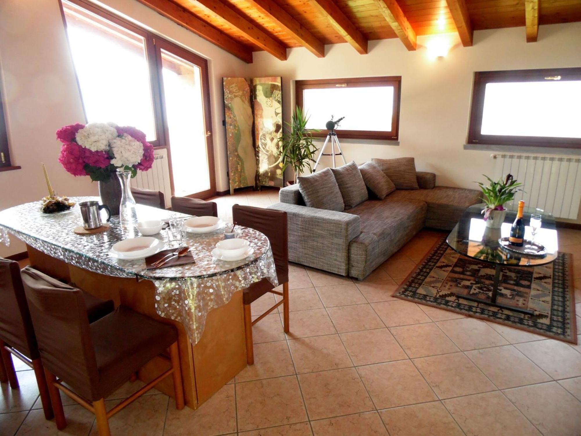 Villa In Pisogne With Pool Garden And Lake View Luaran gambar