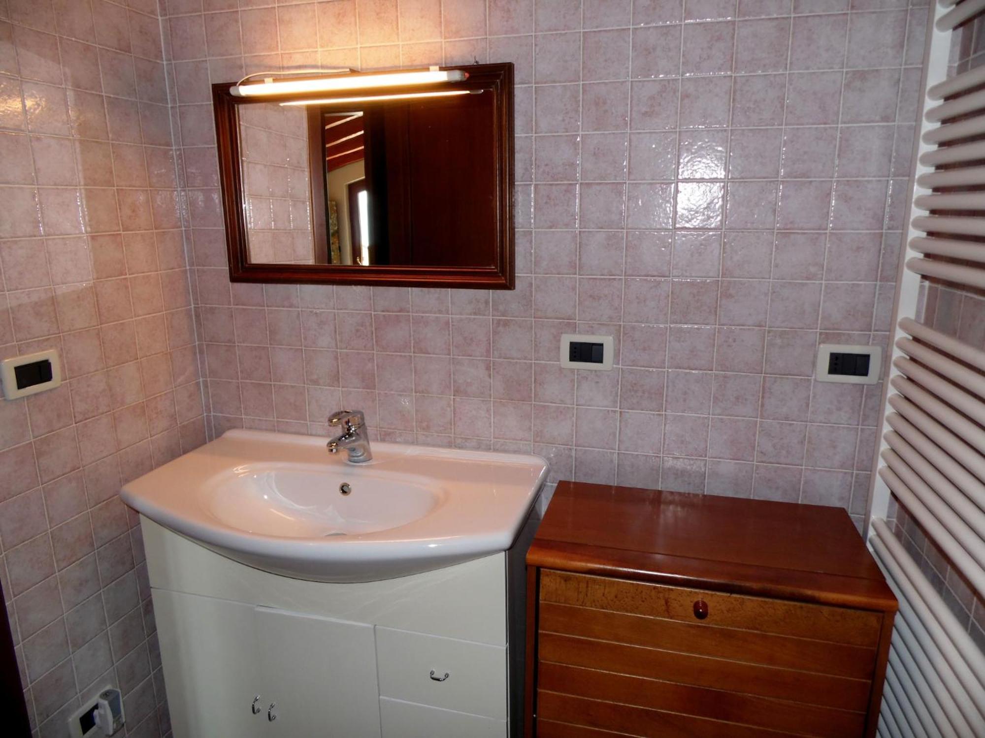 Villa In Pisogne With Pool Garden And Lake View Luaran gambar
