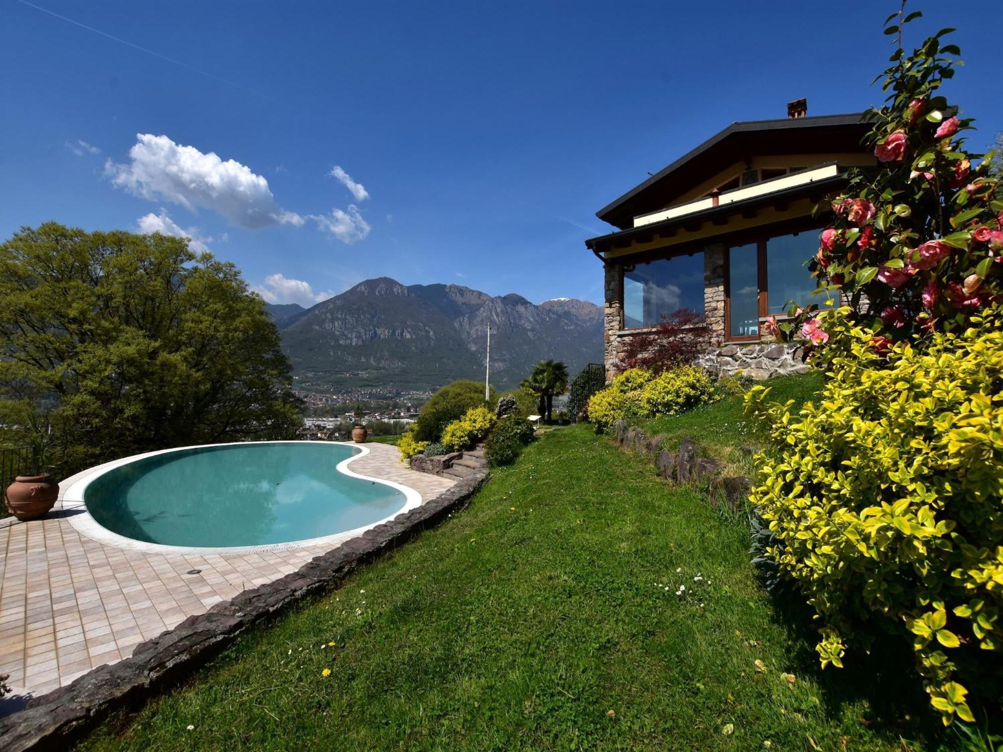Villa In Pisogne With Pool Garden And Lake View Luaran gambar